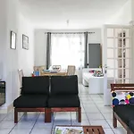 Maison 88 M2 Le Patio Du Centre Avec Garage Сasa de vacaciones Tours