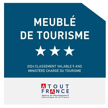 Holiday home Maison 88 M2 Le Patio Du Centre Avec Garage