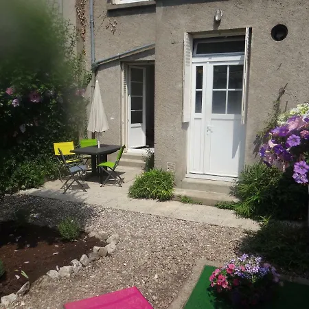 Holiday home Maison 88 M2 Le Patio Du Centre Avec Garage Tours