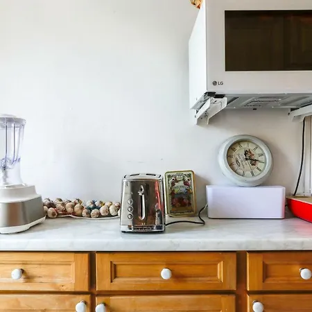 Holiday home Maison 88 M2 Le Patio Du Centre Avec Garage