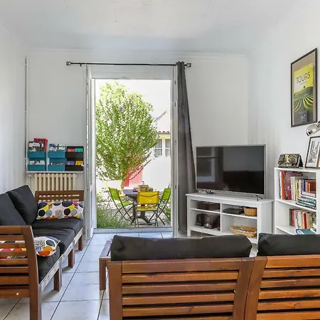 Maison 88 M2 Le Patio Du Centre Avec Garage Tours