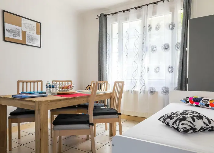 Maison 88 M2 Le Patio Du Centre Avec Garage