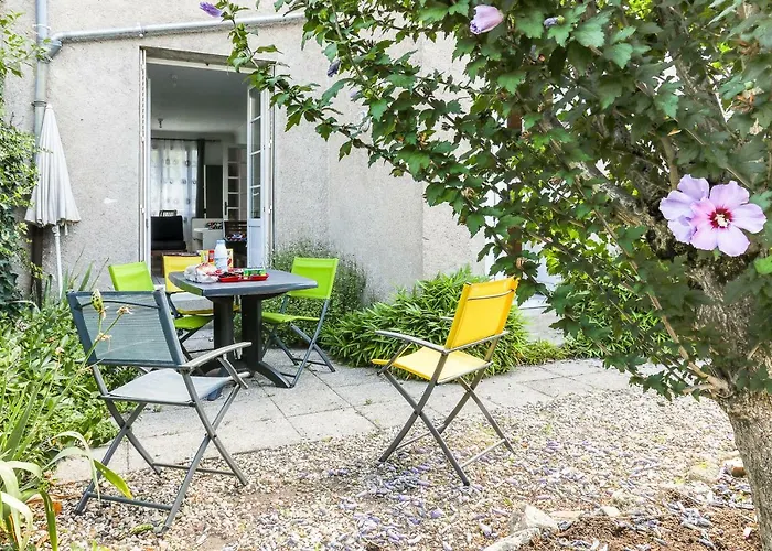 Maison 88 M2 Le Patio Du Centre Avec Garage Tours