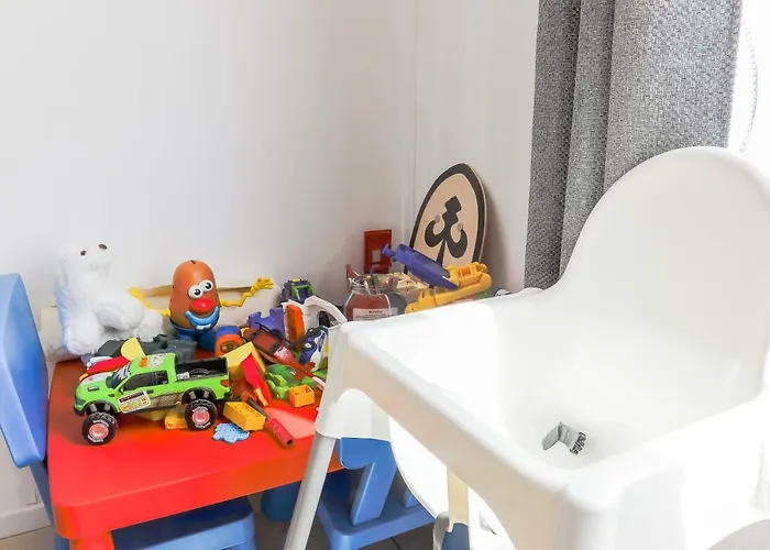 Maison 88 M2 Le Patio Du Centre Avec Garage Дом отдыха